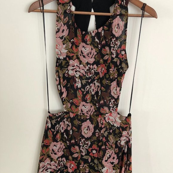 Zara - Backless Floral Maxi Dress - Picture 5 of 8